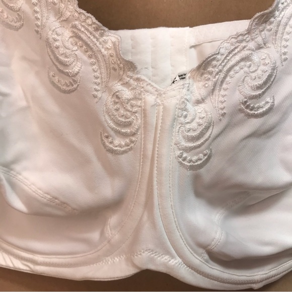 Lilyette White Full Coverage Minimizer Non-Padded Underwire Bra 0417 Size 44D - Picture 9 of 13